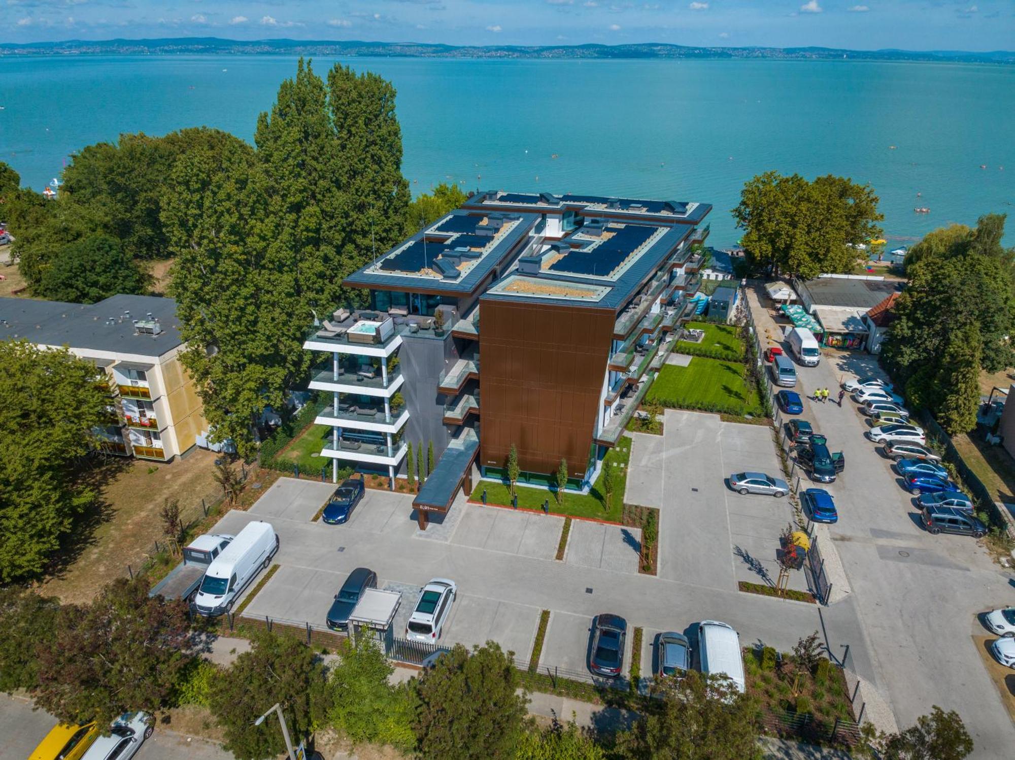 Bj81 Suite Hotel Siófok Exteriér fotografie