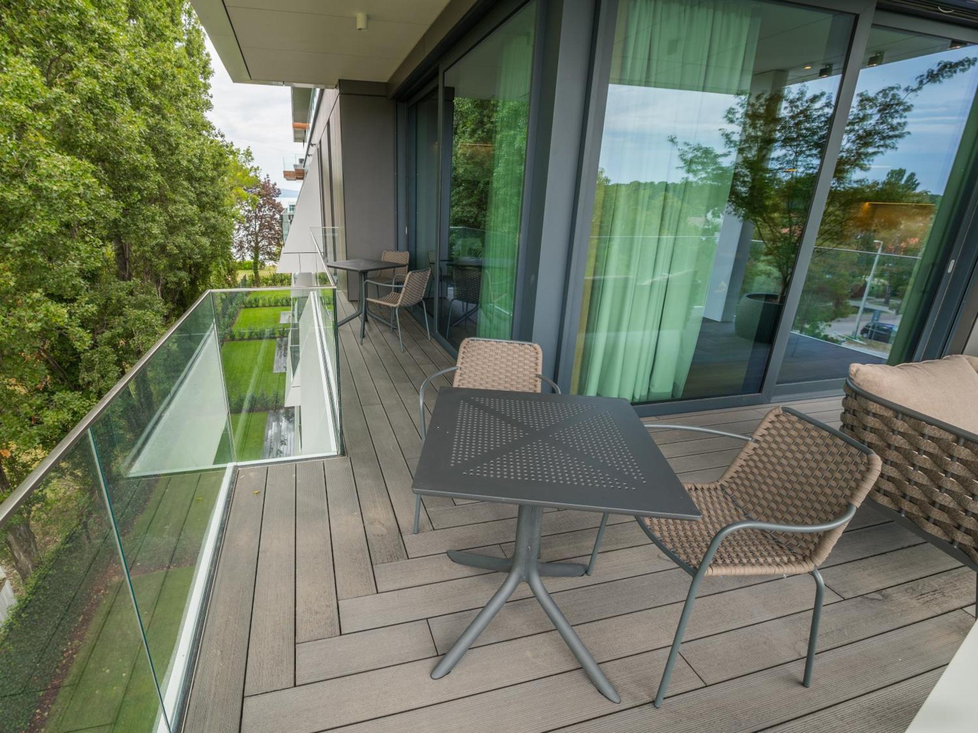 Bj81 Suite Hotel Siófok Pokoj fotografie